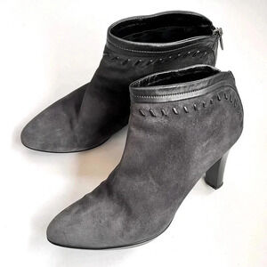 Aquatalia By Marvin K Vera Gomma Gray Suede Minimalist Ankle Women’s Boots Sz 9
